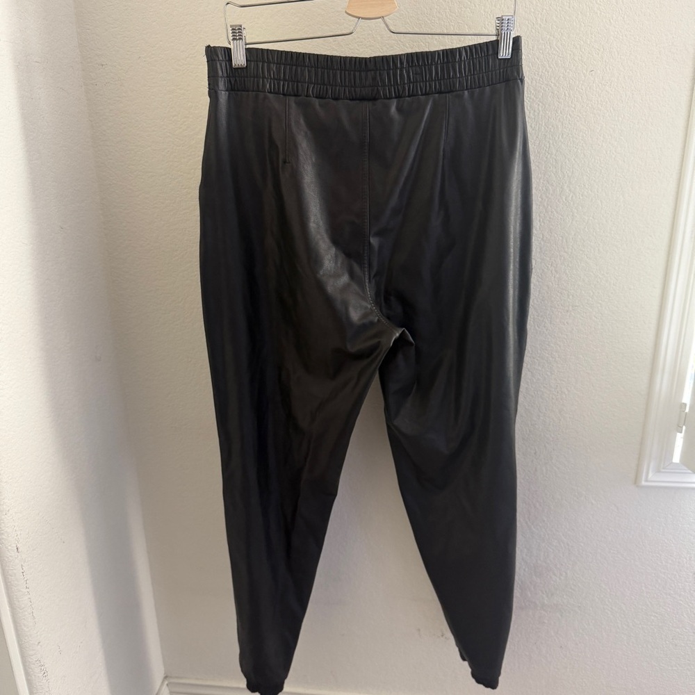 SPANX Black faux leather pull on joggers with pockets size L - Picture 5 of 9